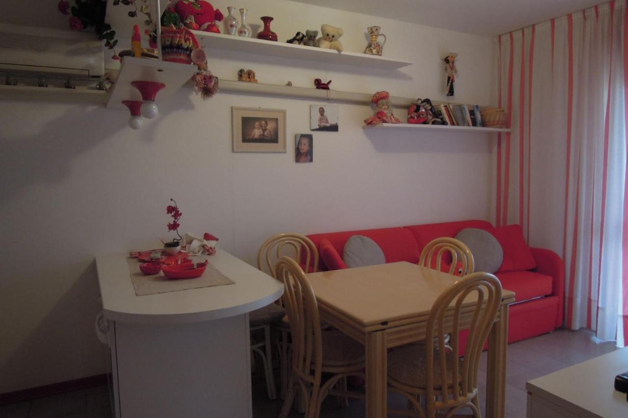 Modern Flat For 6 Guests With Swimming Pool Bibione