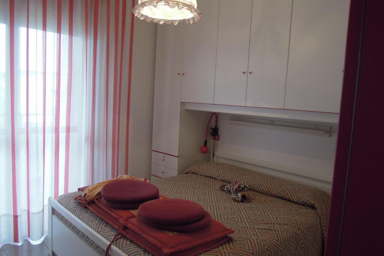 Modern Flat For 6 Guests With Swimming Pool Apartment