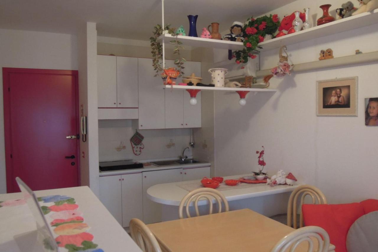 Apartment Modern Flat For 6 Guests With Swimming Pool *