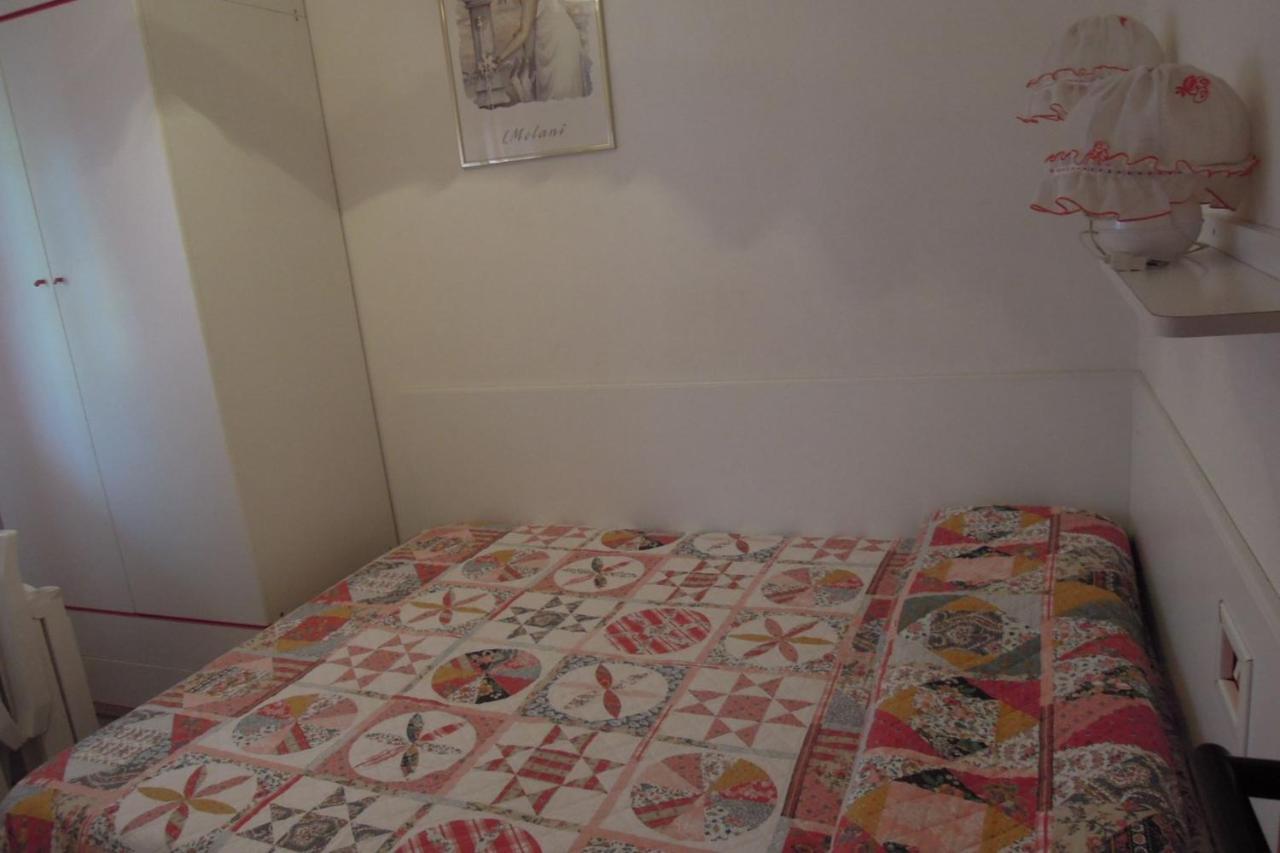 Modern Flat For 6 Guests With Swimming Pool Appartamento Bibione